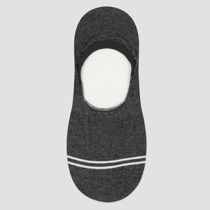 Grey no-show sock with fine white stripe