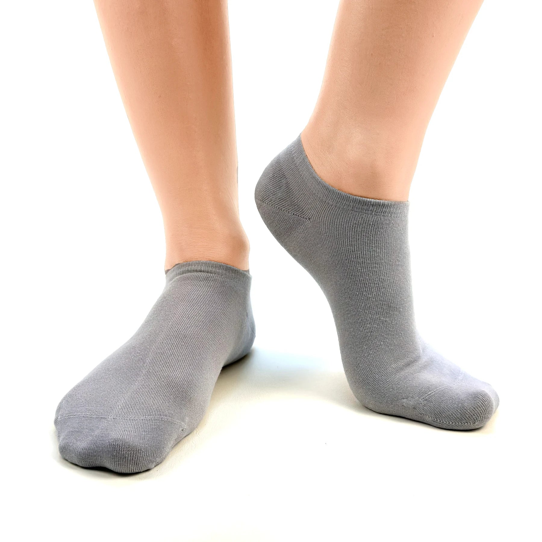 Grey seamless sneaker socks