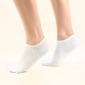 White seamless sneaker socks