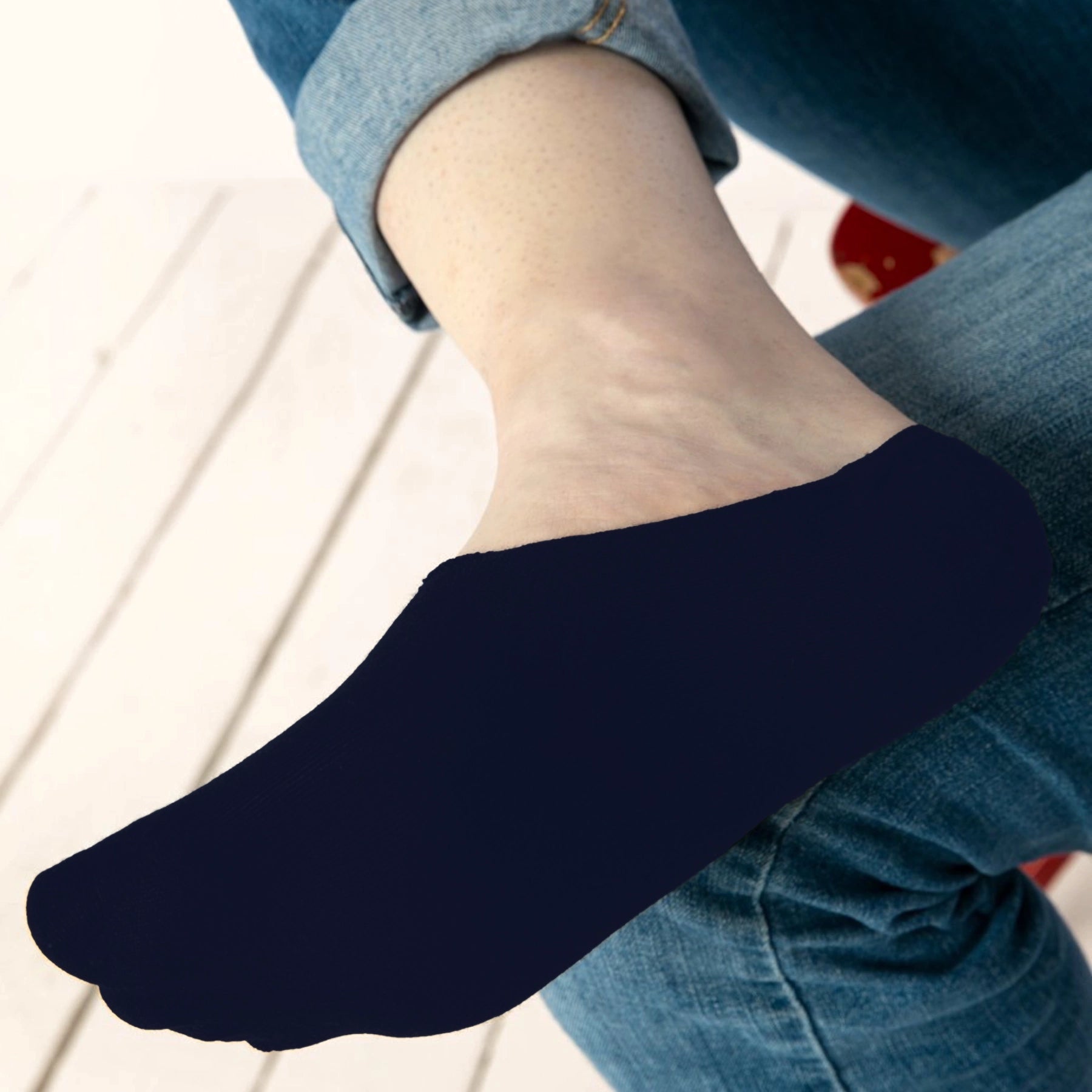 Navy bamboo no-show socks