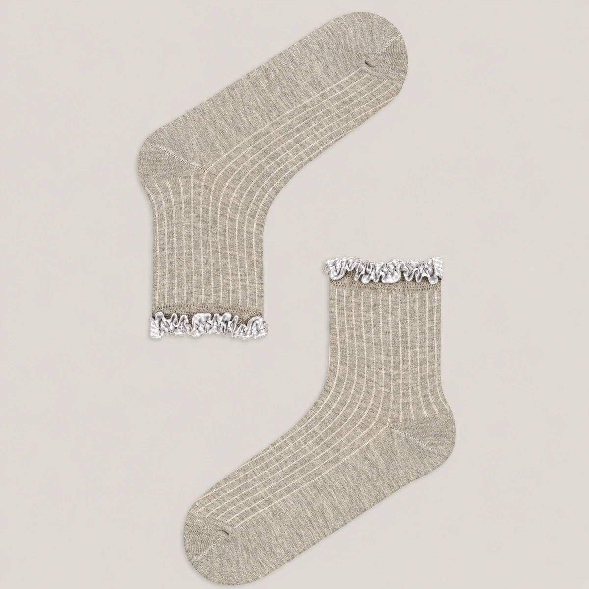 Grey ribbed quarter length socks with gingham ruffle
