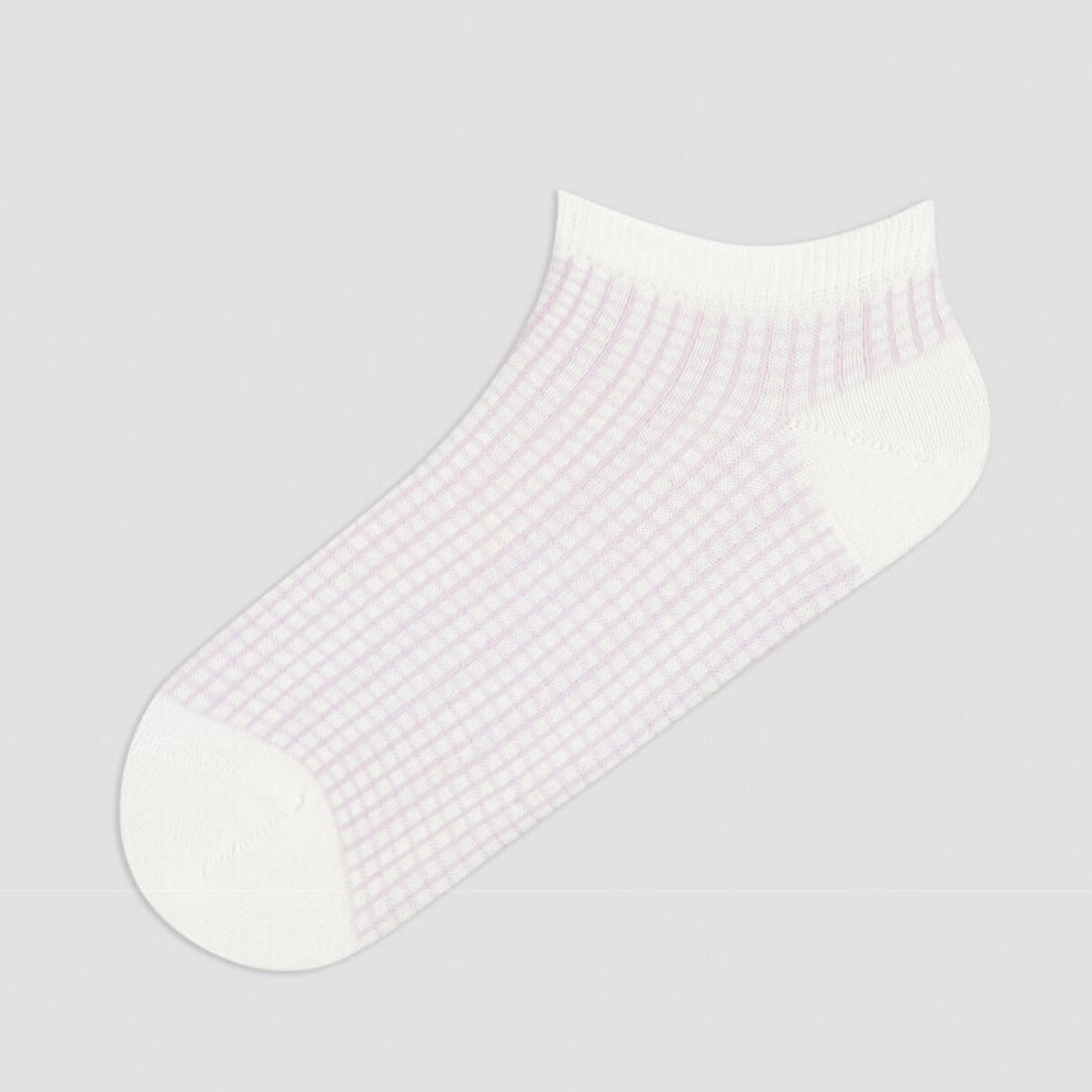 Lilac and white sneaker socks