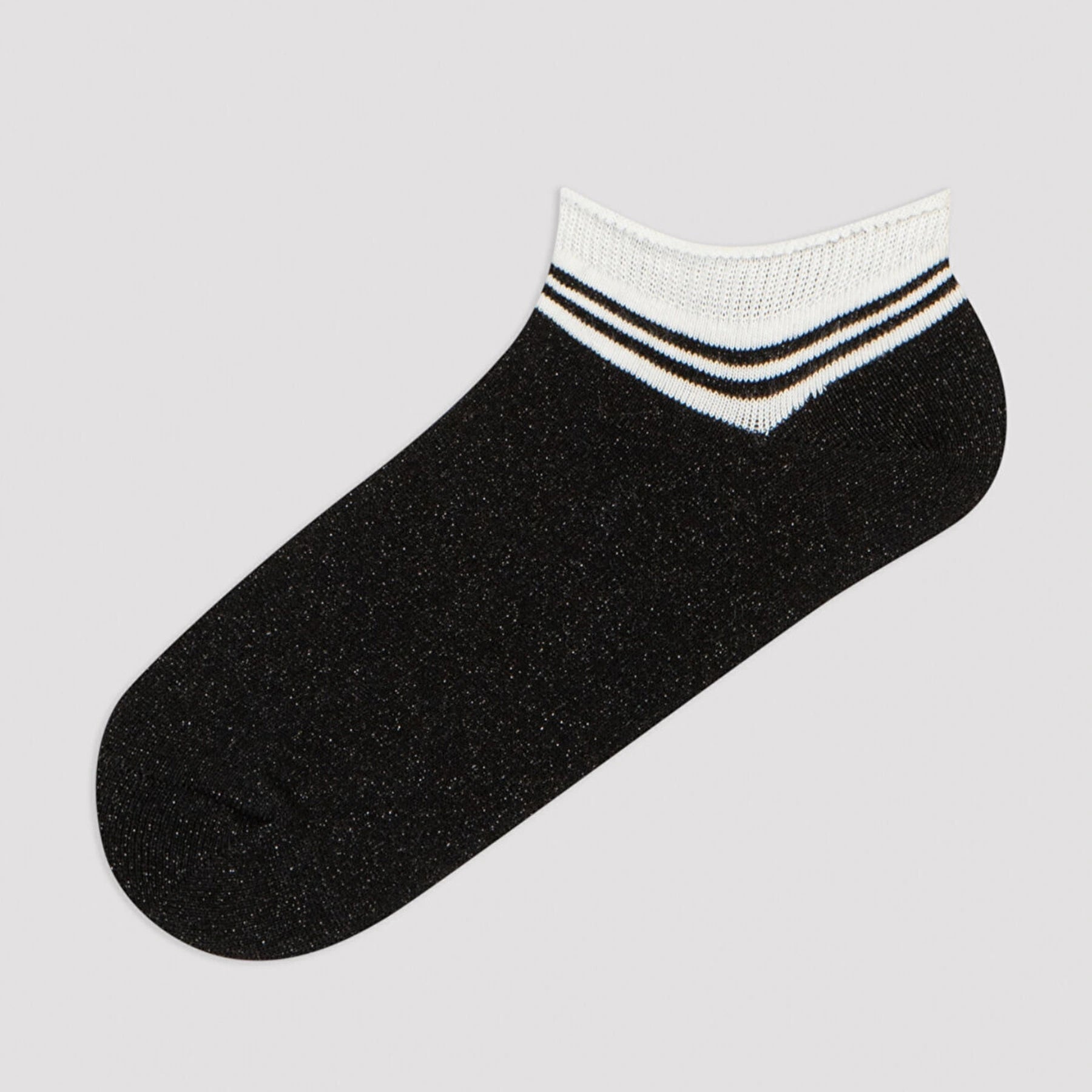 Black sneaker sock with white striped cuff